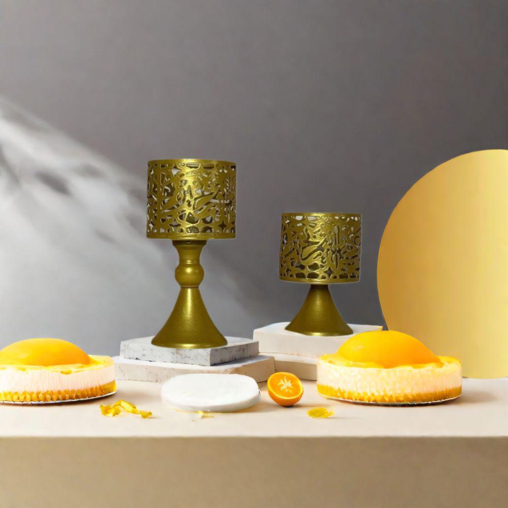 2Pcs/set Pedestal Base Iron Hollow Candle Cup Retro Design Round Candle Stands Atmosphere Decor