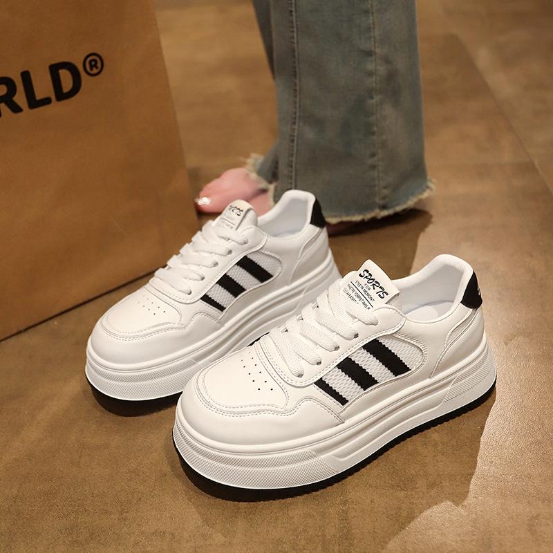 Платформа интернет-знаменитости белые туфли женские ins тренд 2025 лето новые удобные дышащие легкие с увеличением роста повседневные кеды женские