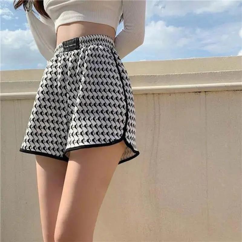 Повседневные женские шорты в шахматном порядке, свободные модные женские спортивные шорты с высокой талией и широкими штанинами, универсальные женские спортивные шорты