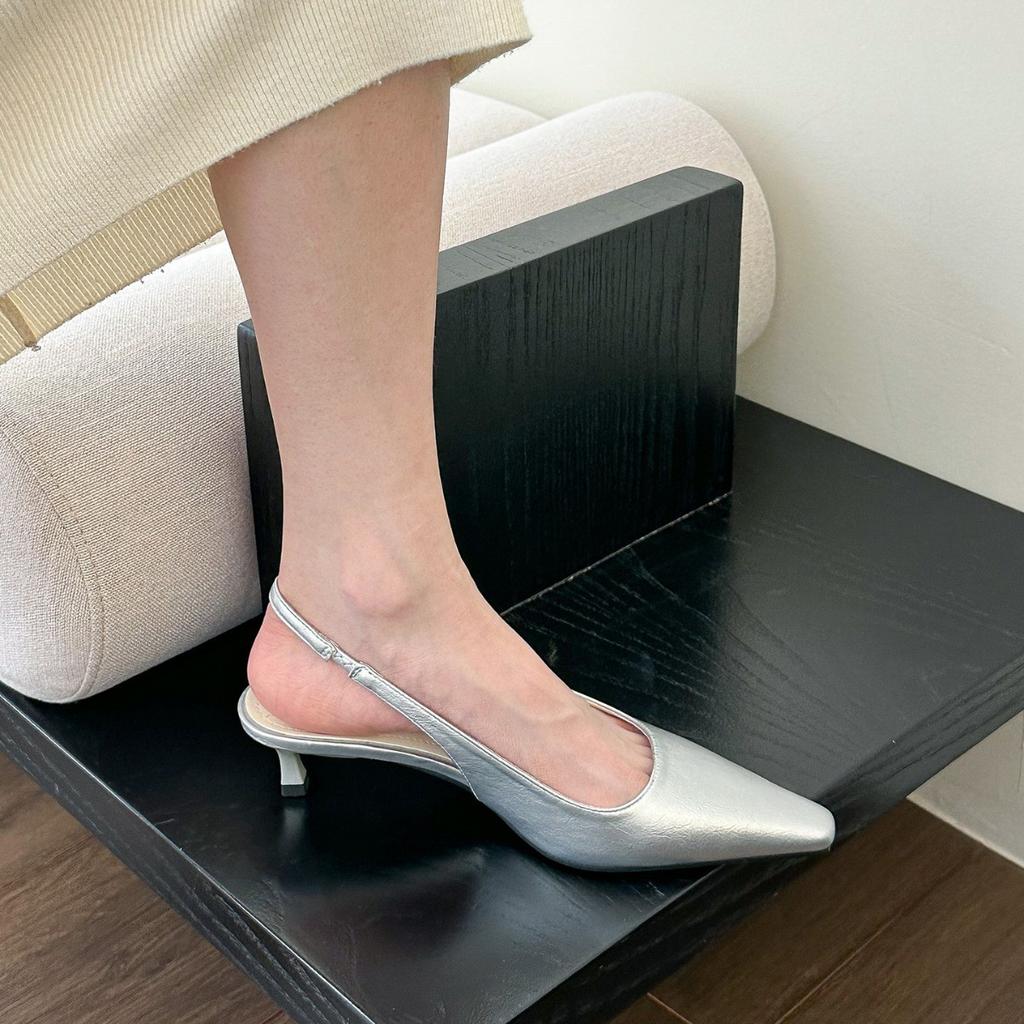 Взрывоопасно красивый! Французские белые сандалии с острым задником женские весенне-летние легкие туфли с тонким средним каблуком и сумкой на голове