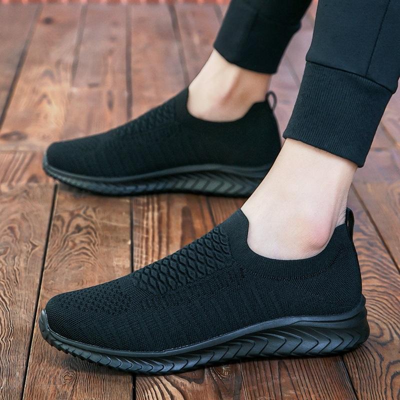 Fashion Mesh Men Shoes Casual Summer Lightweight Sneakers Men Couple Walking Shoes Breathable Slip On Loafers Running Shoes for Men