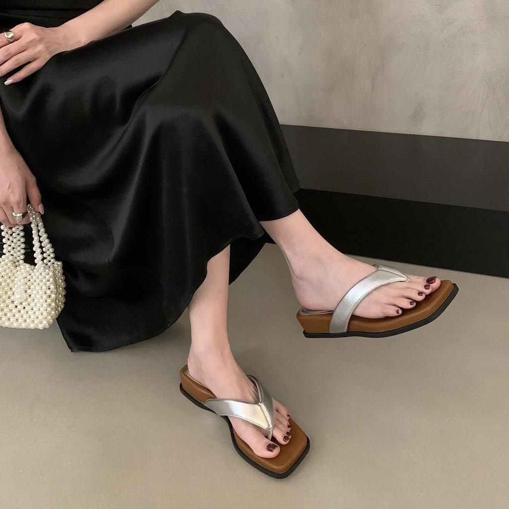 Крутые шлепанцы на толстой подошве и каблуке, женская уличная обувь с юбкой, пляжные шлепанцы-сандалии