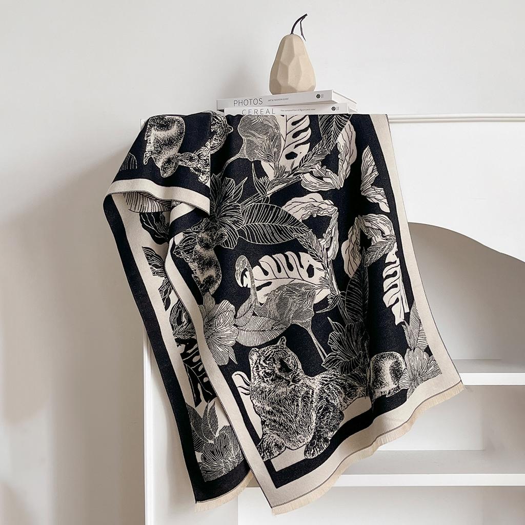 Luxury Leaf Print Scarf for Women Warmer Winter Imitation Cashmere Pashmina Scarves Shawls Female Thick Blanket Wraps Foul