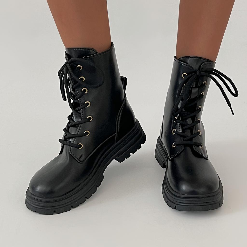 Модные женские ботильоны Rimocy из черной искусственной кожи на низком каблуке со шнуровкой, модные женские нескользящие ботинки на платформе, армейские ботинки Mujer 2024