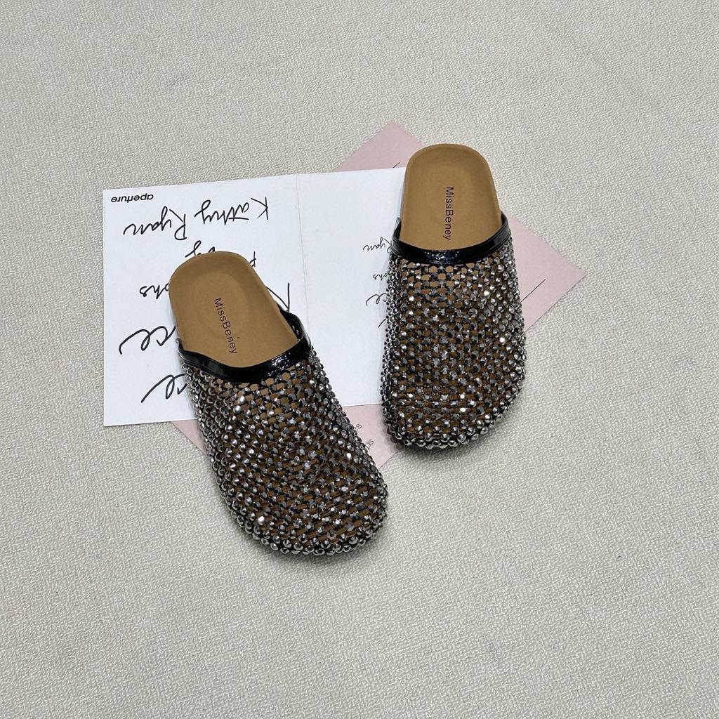 Платформенные женские туфли нишевая кожа отпуск ветер вода бриллиант полушлепки женские 2025 европейская станция повседневная сетчатая плетеная сумка голова шлепки