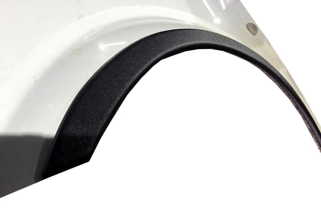 Накладки на арки (4 шт, черные) для Mercedes Viano 2004-2014 гг