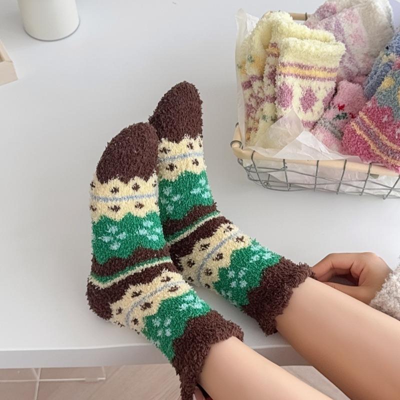 Autumn and Winter Non-shedding Coral Fleece Socks, Women's Socks, Home Warmth Thickened Sleep Socks
