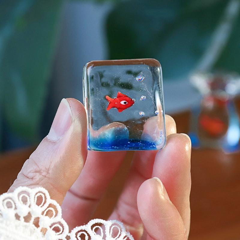Handcrafted Glass Pocket Fish Figurine Mini Pocket Fish Ornaments Vibrant Glass Fish Desktop Decoration Home Office Decor