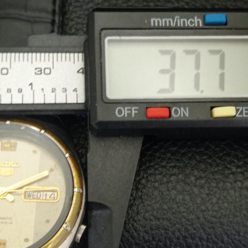 Б/У винтажные мужские часы SEIKO 5 AUTOMATIC 7009A из Японии с оригинальным циферблатом a435034-2