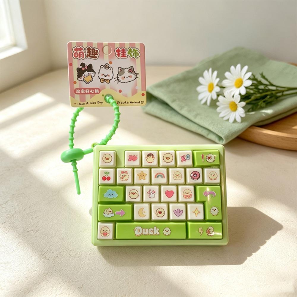 Cute Design Mini Keyboard Pendant 26 Key Keyboard Keychain Decompression Button Toy Children Use