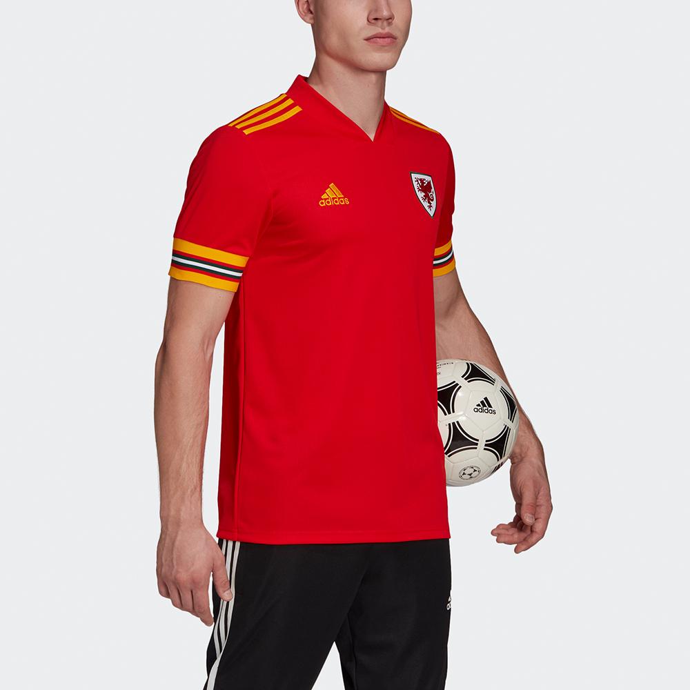 Adidas Домашняя Джерси сборной Уэльса, спортивная футболка с коротким рукавом, мужские топы, красные FH8528
