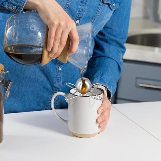 Stainless Steel Drink Chiller Reusable Coffee Cooling Ball for Cocktails Whiskey Frost-Free Beverage Sphere Drink Chilling Tool