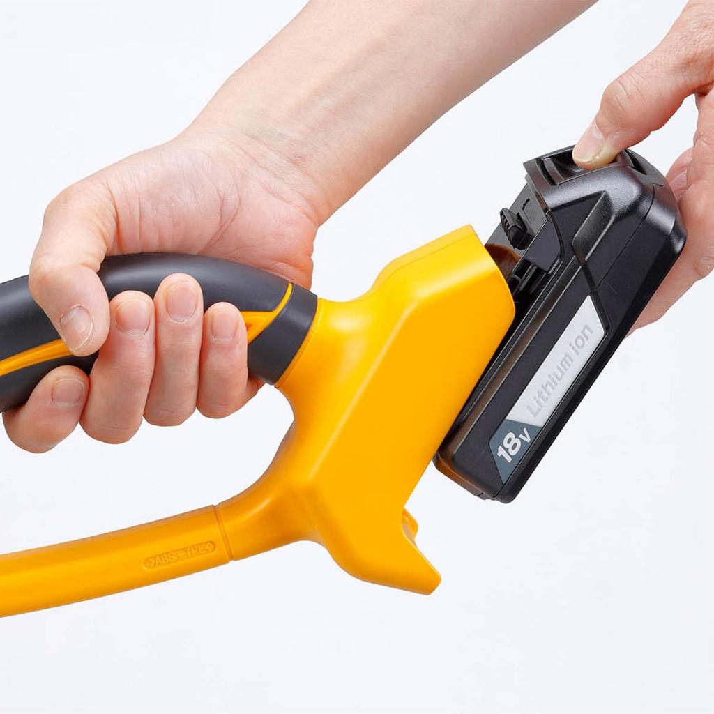 Kyocera Old Ryobi Rechargeable Pole Hedge Trimmer 18V Lightweight 666550A To a Height of Approximately 3m with Telescopic 18V Standard Blade Nickel