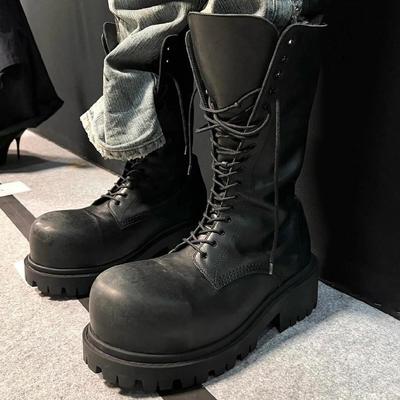 Кожаные супер крутые ботинки Мартина с большой головой женские с круглым носком и приподнятым носком полусапоги мужские и женские одинаковые на толстом каблуке с высокой платформой на шнуровке-