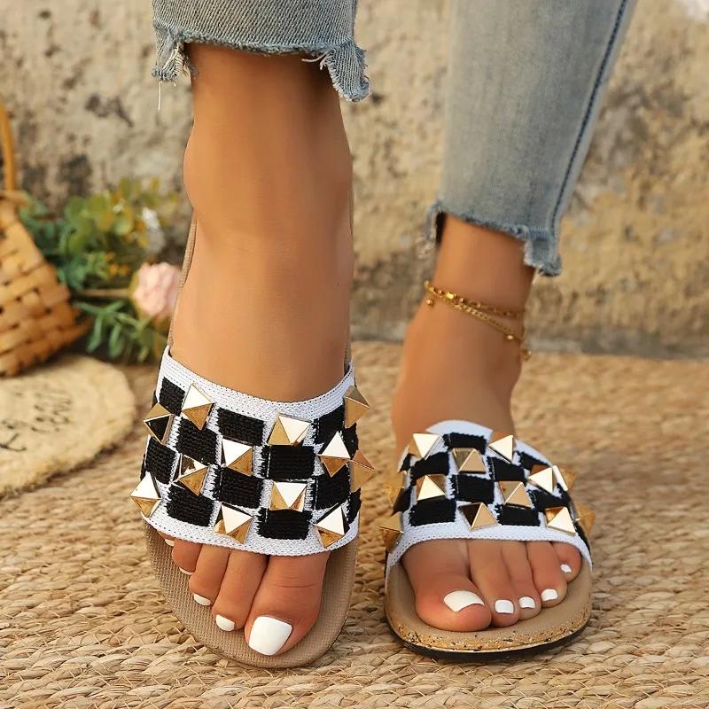 Shoes for Women 2025 Hot Sale Open Toe Women's Slippers Rivet Daily Slippers Women Summer Best Seller Flat Slippers