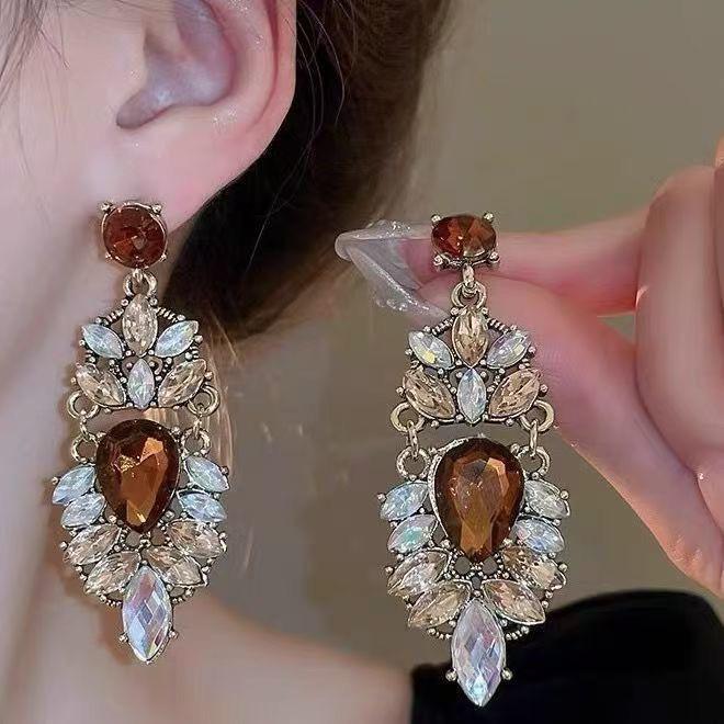 Элегантные серьги-подвески с кристаллами в форме капли воды в стиле французского двора