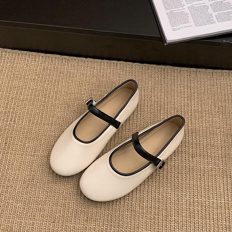 Французские ретро туфли Мэри Джейн с неглубоким горлом 2025 года, новый темперамент, универсальные, с плоским дном, простые слова, с маленькими кожаными туфлями
