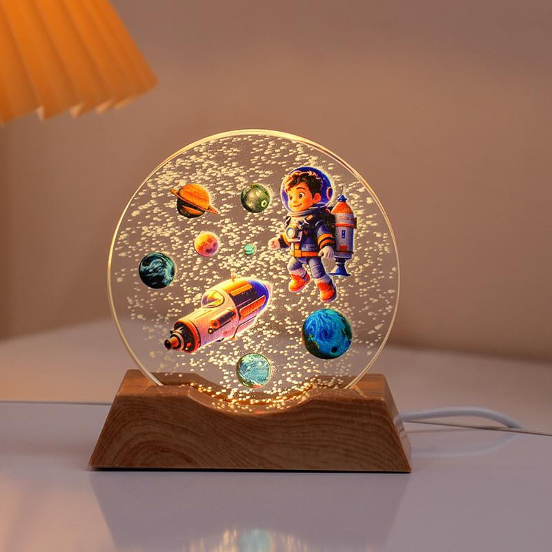 Астронавт USB Ночник Домашние украшения Орнаменты Рождественский подарок для детей