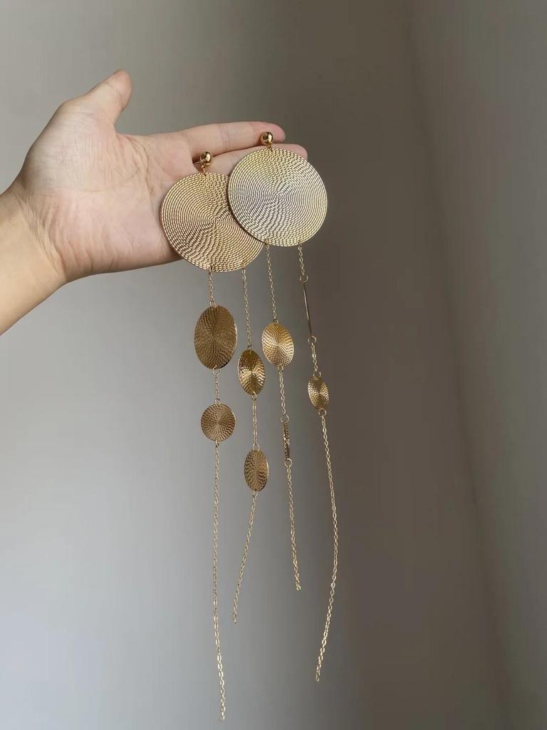 Серьги-подвески с геометрическим ажурным круглым кулоном 'Серебряная игла' в европейском и американском преувеличенном стиле для женщин.