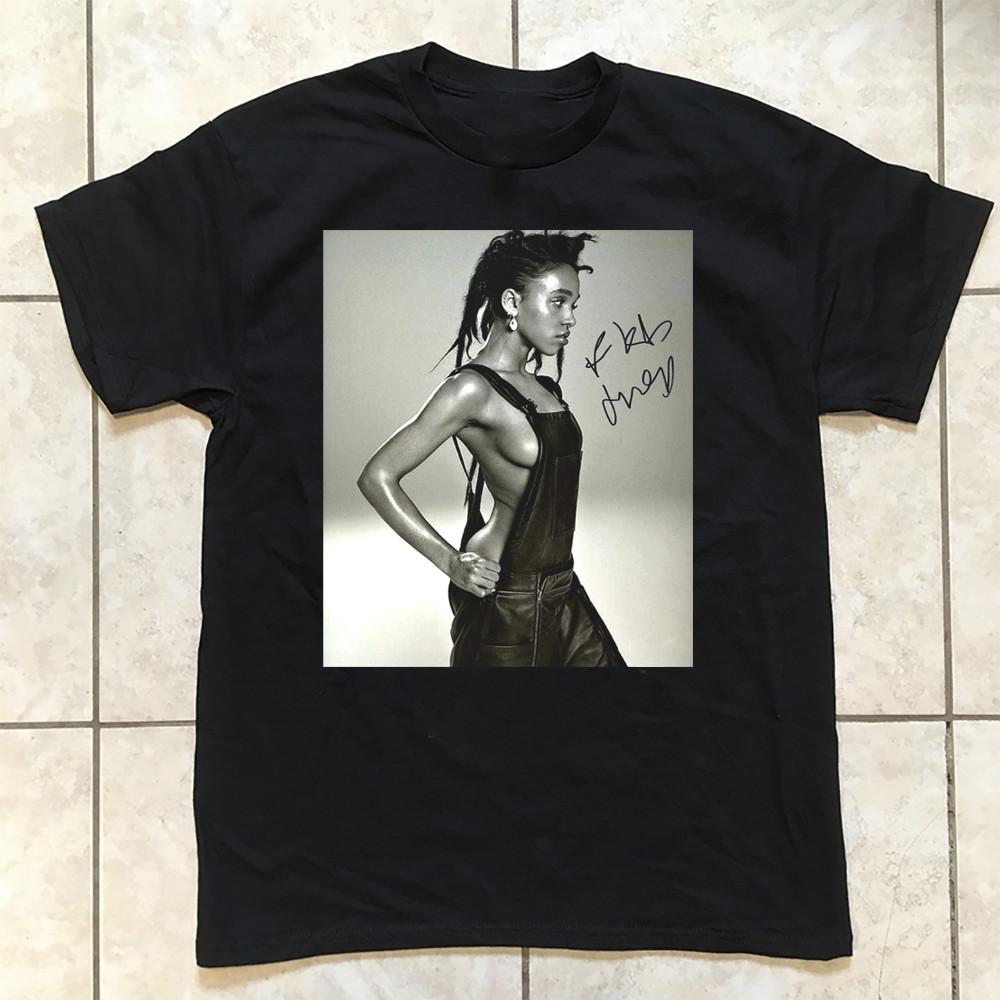 FKA Twigs Певица Подписанная Классическая Футболка Все Размеры от S до 5XL AR1496 Унисекс Футболка