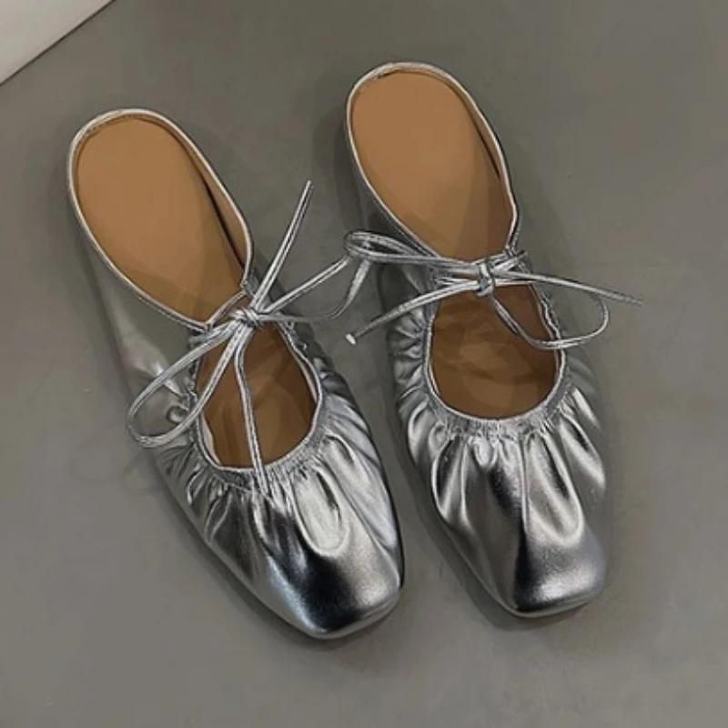 Женская обувь 2024 года, горячая распродажа, женские тапочки на шнуровке, осенние, закрытый носок, однотонные, плиссированные, на толстом каблуке, лаконичные повседневные туфли для женщин