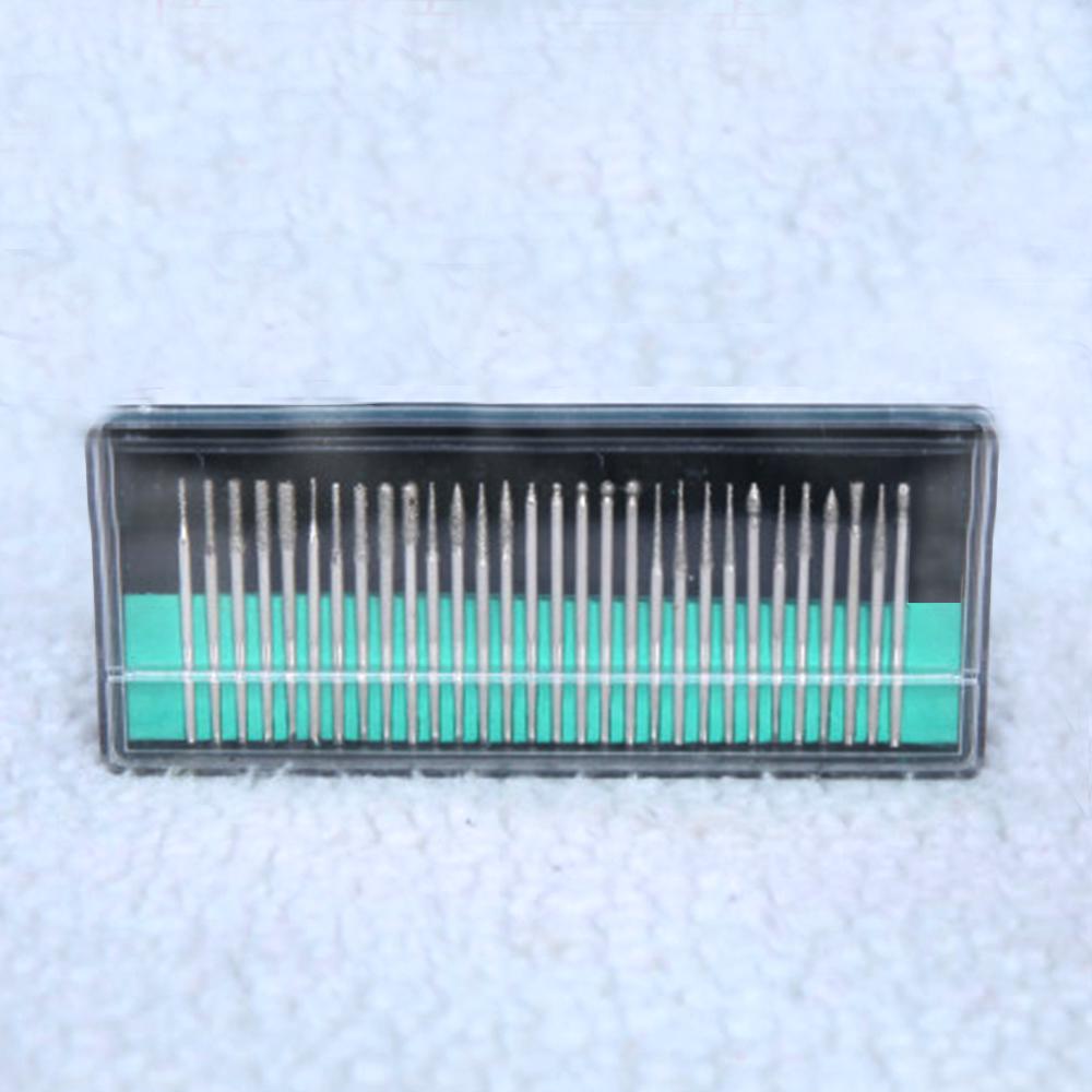 Набор алмазных маникюрных бит, 30 штук в пластиковом боксе