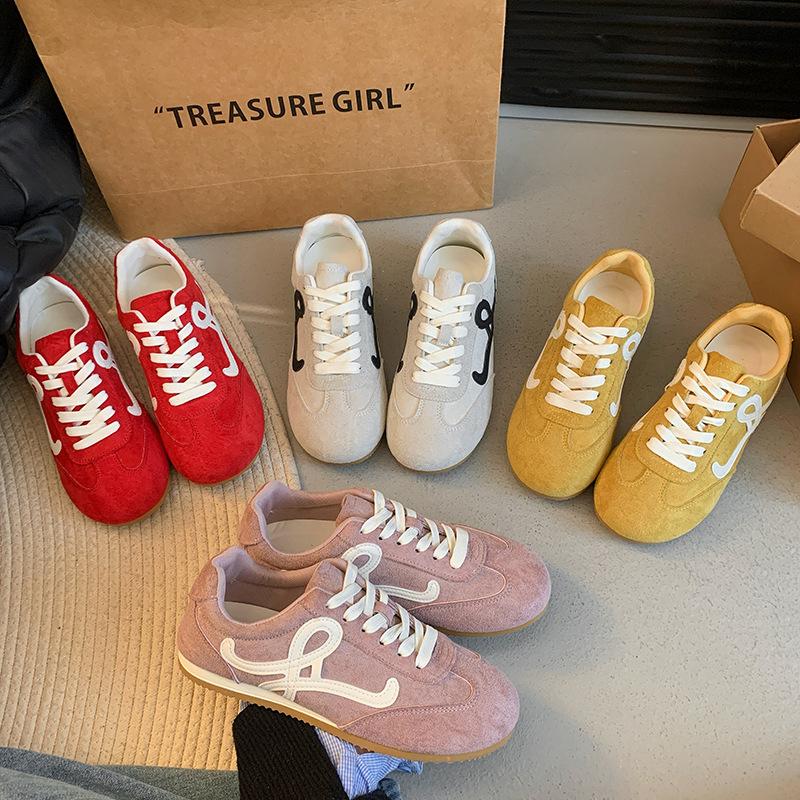 Красные немецкие тренировочные туфли женские туфли популярные 2025 весна и лето новые супер огонь спортивные туфли универсальные туфли Форреста Гампа повседневные кеды