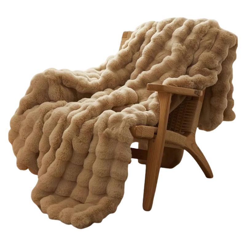 Утолщенное фланелевое зимнее одеяло: Шаль из кроличьего меха, кораллового флиса для офисного сна, кондиционирования воздуха и использования на диване