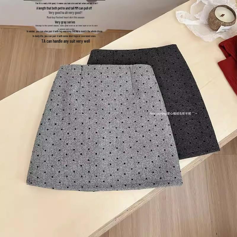 Slightly Chubby Girls' Polka Dot Woolen Half-Length Skirt - 2025 Spring/Autumn Korean Style, Elegant Fit, Retro Hip-Hugging Design