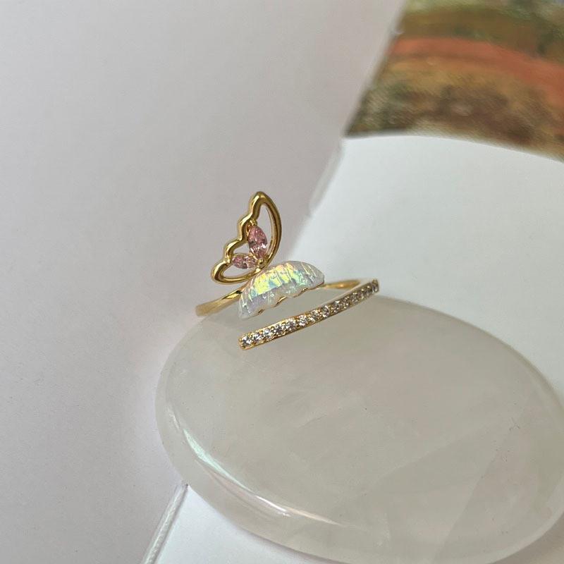 Exquisite Butterfly Decorative Ring For Women Unique Design With Pearl Enamel And Gemstones