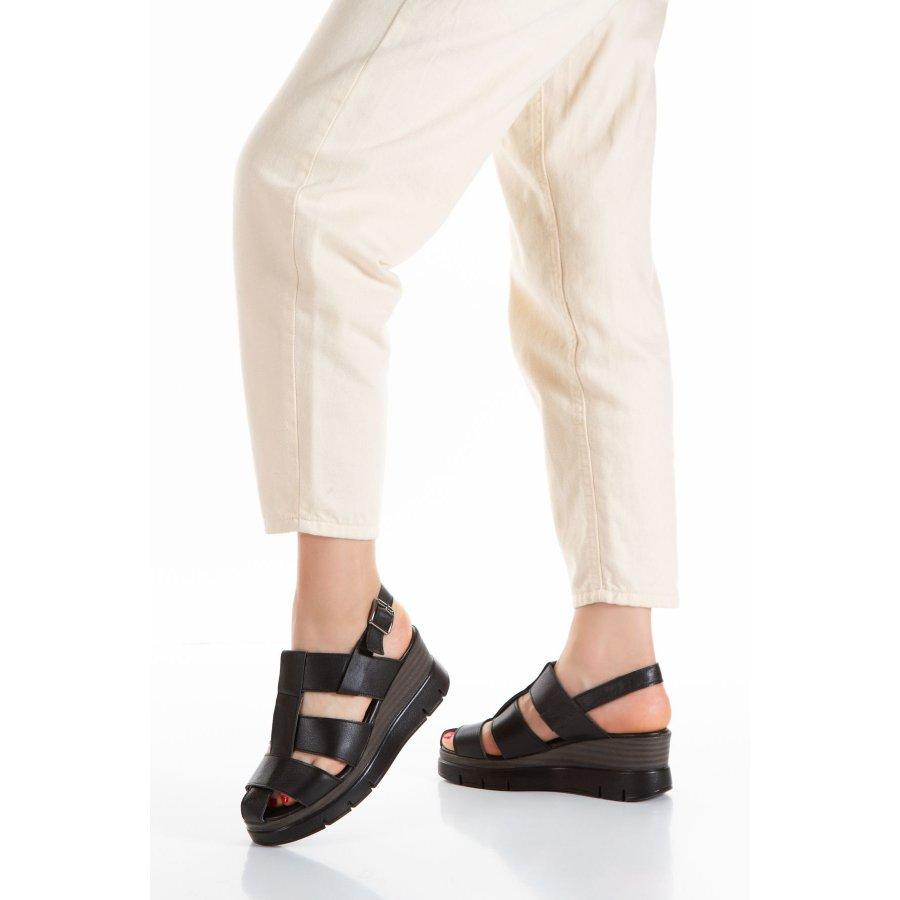 Женские повседневные босоножки на танкетке из натуральной кожи