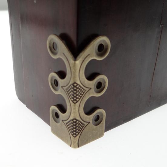 12 шт. Защитные уголки для плинтусов, универсальные, простая установка, многоцелевые, для мебели, стола, угловые защитные приспособления, аксессуары