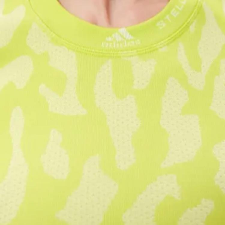 Women's Adidas T-Shirts Women's Yellow Crew Neck Moderate Nipped-in Waist