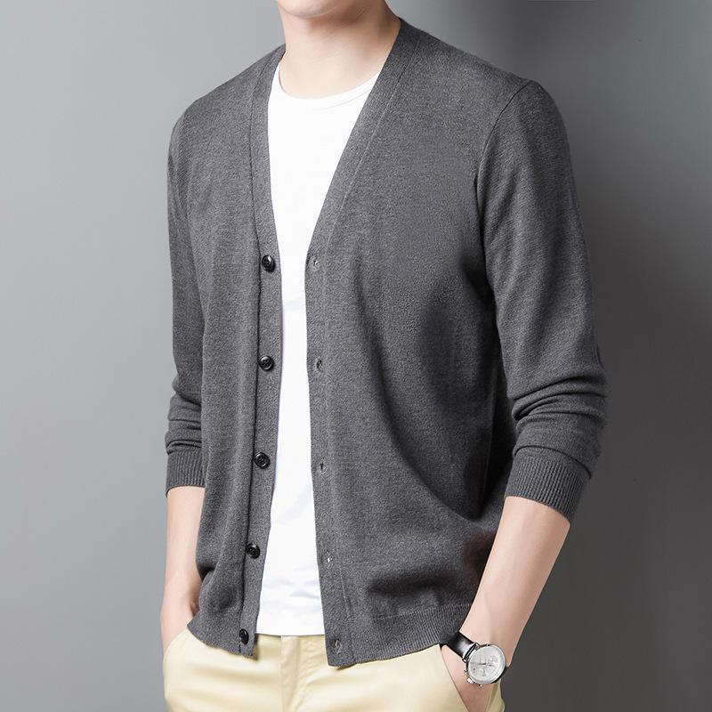 Thin Cardigan Sweater for Men In Spring and Autumn Korean Style New Large Size Loose V-neck Solid Color Sweater for Men