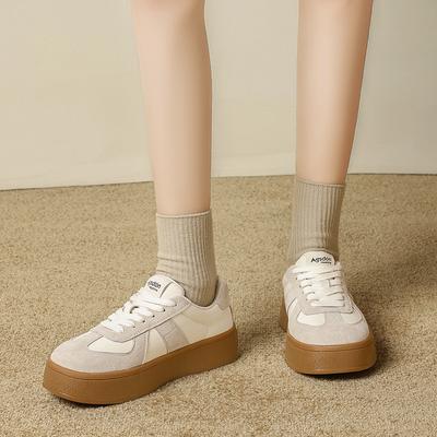 Женская обувь – Кроссовки