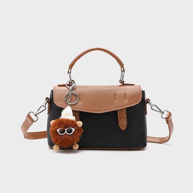 2024 Summer New Niche Handbag, Fashionable and Versatile, with Doll Pendant, High-end Single-shoulder Crossbody Small Square Bag
