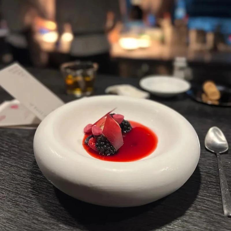 Креативная круглая керамическая тарелка с двухслойной изоляцией, западная обеденная тарелка, белая, персонализированная, ресторанная суповая тарелка