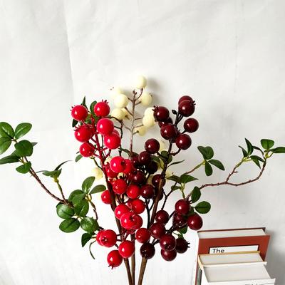2 шт. Имитация 3-головой маленькой гранатовой ветки, имитация фруктовых ягод, рождественских фруктов, реквизит для стрельбы, мягкое украшение для дома, прямые продажи