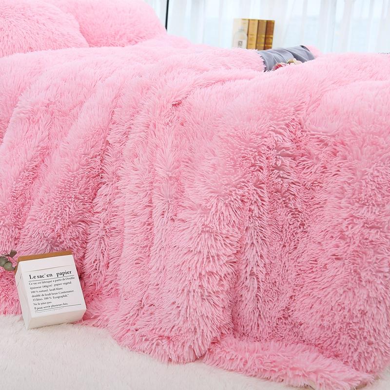 3 Pieces / Set of Luxury Plush Artificial Blanket Bedding Set Winter Warm Pillowcase Quilt Cover
