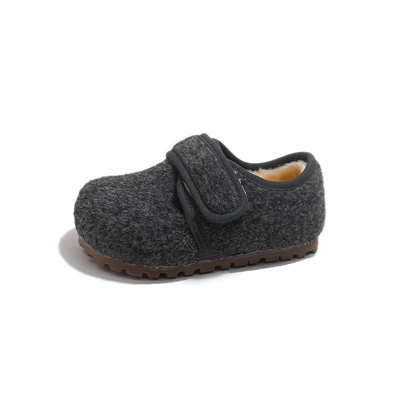 Korean-style girls' cotton shoes, new winter collection, children's wool-lined, fluffy, and comfortable slip-on shoes, unisex, versatile and trendy