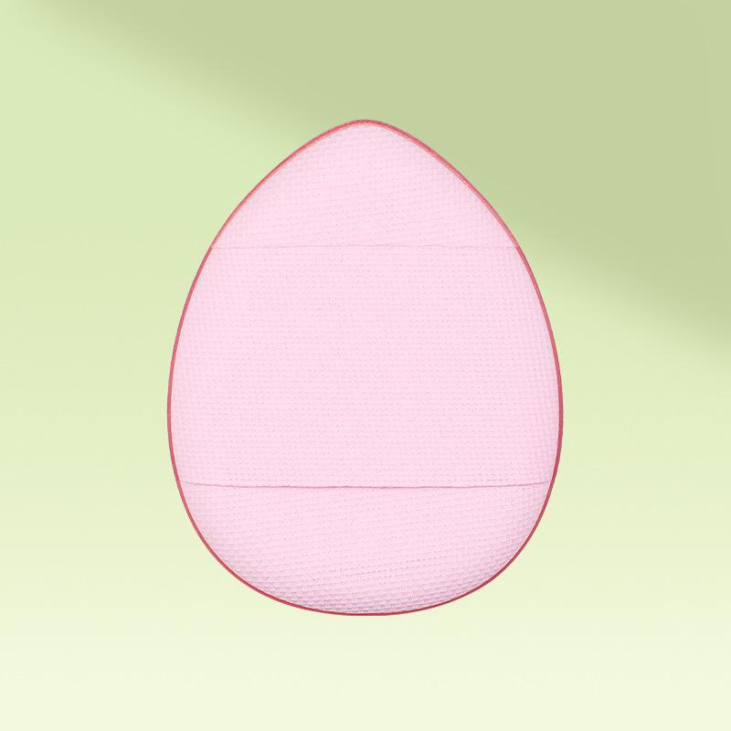 Треугольный спонж: Не впитывающий, двойного назначения для влажного/сухого использования. Заостренный кончик для нанесения, подушечка для пальца, идеально подходит для консилера и жидкой основы.