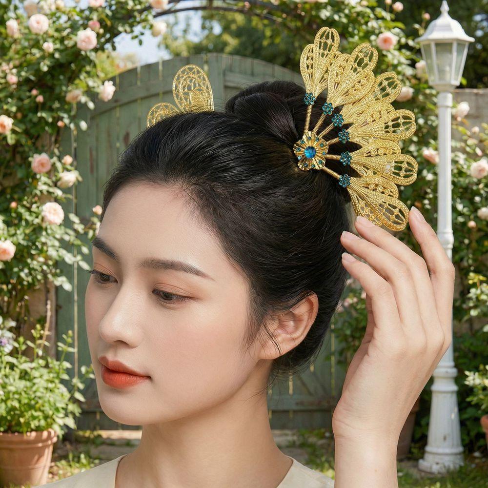 Metal Thai Style Leaf Hair Stick Golden Ethnic Headdress Jewelry Rhinestone Flower Hairpin Party