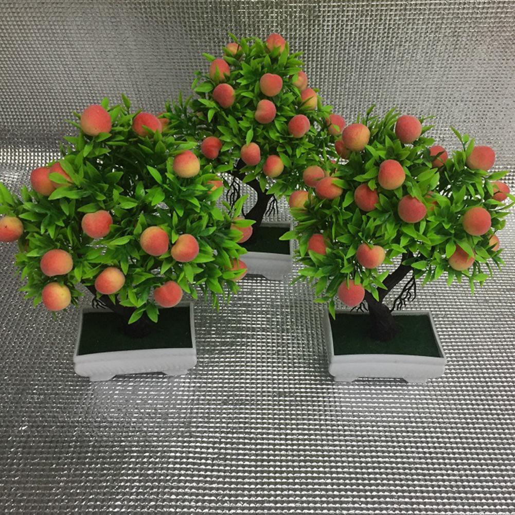 Искусственный персик в горшке