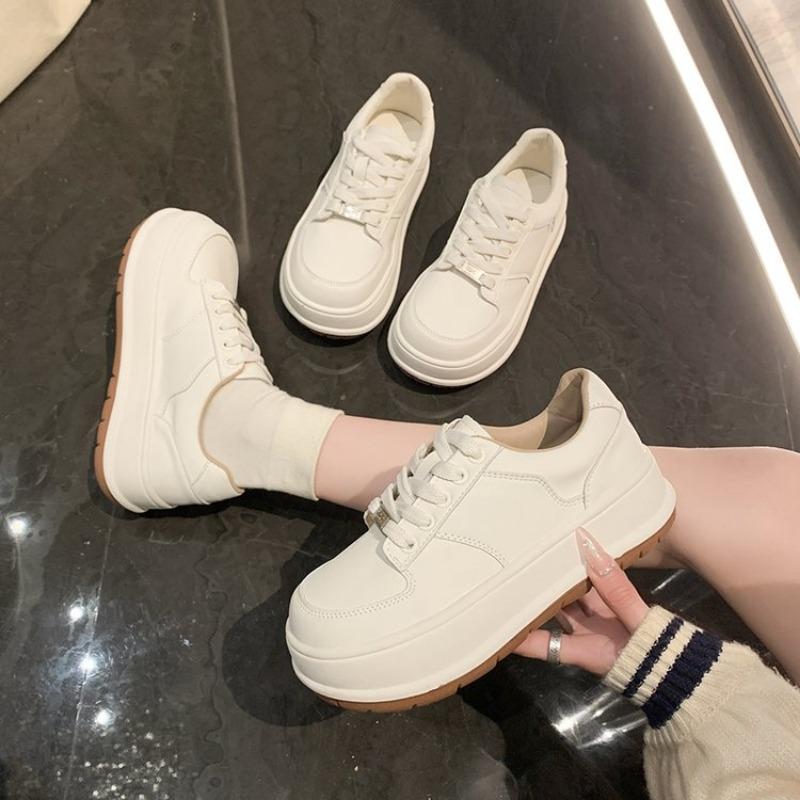 New Leather Women's White Casual Woman Vulcanize Sneakers Breathable Platform Flats Shoes for Woman Designer Shoes