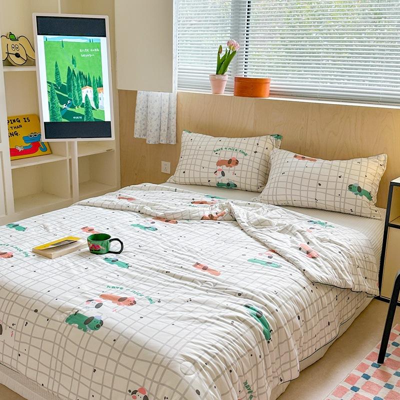 Новое приятное к коже и удобное летнее одеяло из прохладного шелка класса А «Мороженое» 110 * 150 см Одинарное летнее одеяло