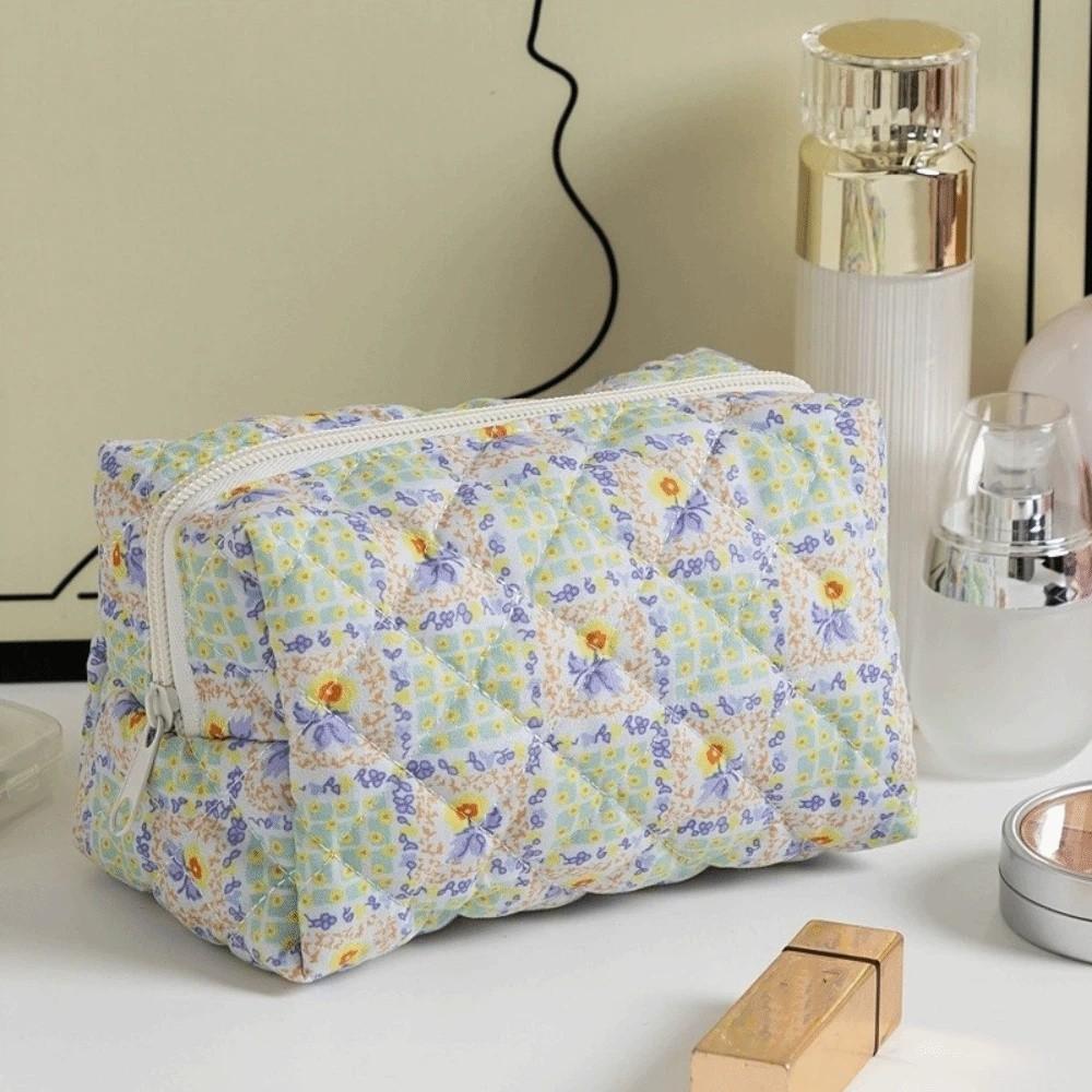 Large Capacity Makeup Bag Floral Print Makeup Storage Bag Aesthetic Cosmetic Bag  For Women
