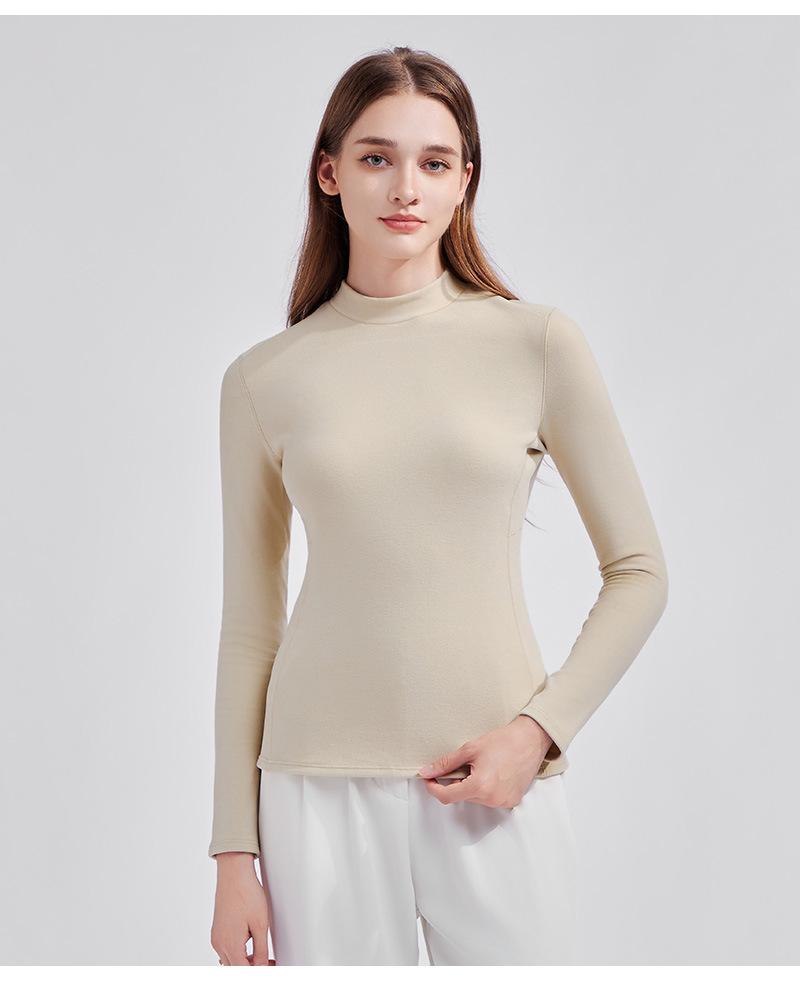 Женский немецкий бархатный термотоп со средней горловиной и длинными рукавами