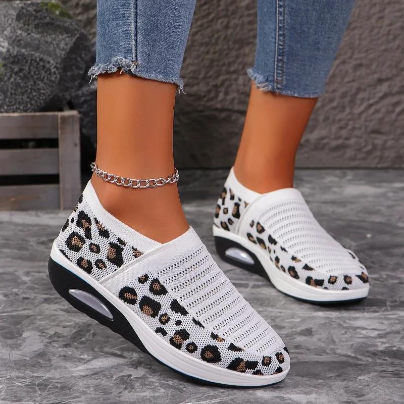 Women's Shoes 2024 Spring New Hot Selling Animal Pattern Fashion Knitted Socks Sneakers Women's Flat Shoes Plus Size Flat
