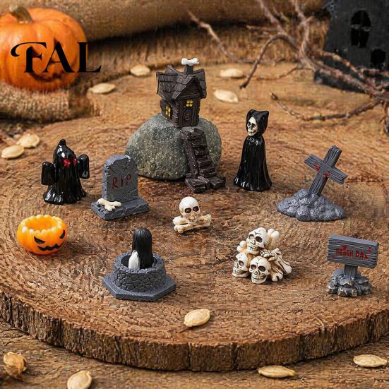 Dark Halloween Scene Set Miniature Resin Ornaments, Micro Landscape Desktop Decor, Horror Street Sign Props Accessories for Fish Tank Aquarium