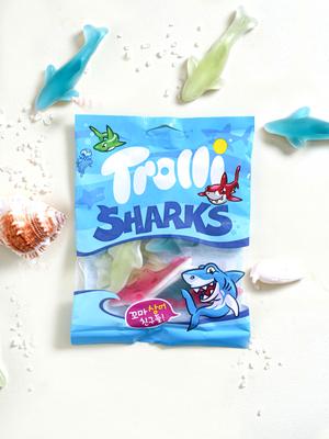 Жевательные конфеты Trolli в форме акул 100 г